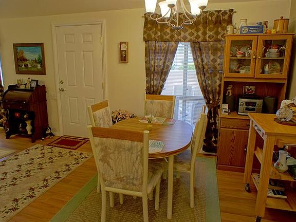 4th image of 19208 Ave Of The Oaks Unit F