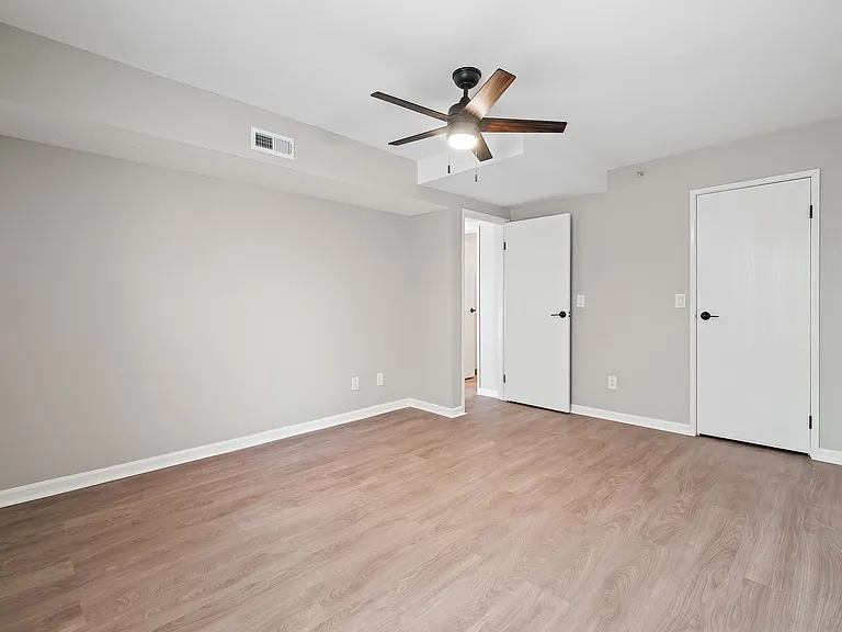 Cherry Tree Village Apartments — Photo 37