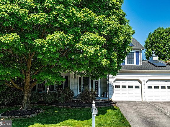 5th image of 2218 Deadora Dr