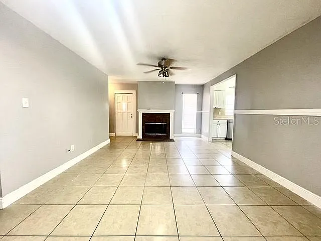 5 bed, 2.0 bath, 1568 sqft, $2,495 — Photo 4