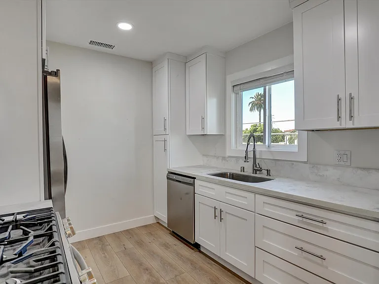 811 Buena Vis #9 — Photo 22