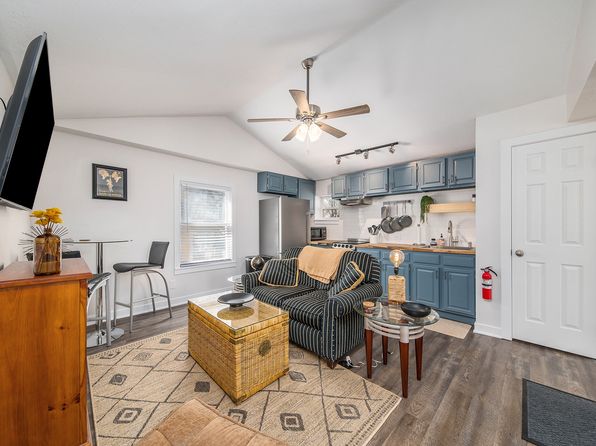 1826 Oakland Dr APT 2