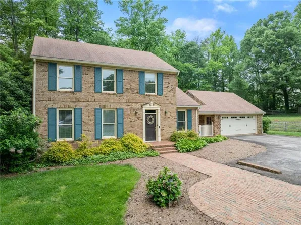 3714 Indian Springs Rd, Gainesville, GA 30506