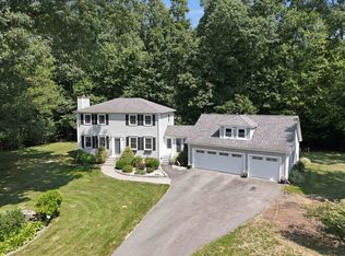 12 Meadow Lane, Salem, NH 03079