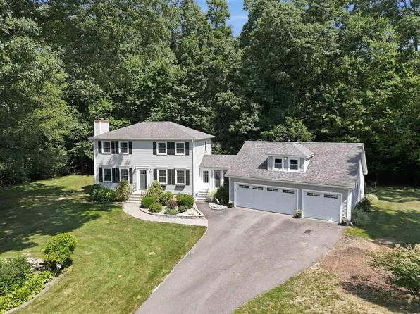 12 Meadow Lane, Salem, NH 03079