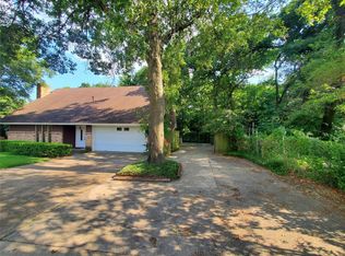 1616 Shadow Ln, Irving, TX 75060