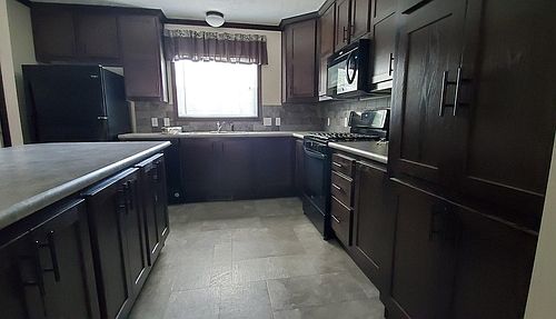 2nd image of 13582 Silverbrook Dr