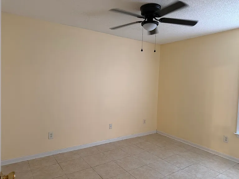 123 Bonnie Bridge Cir — Photo 8