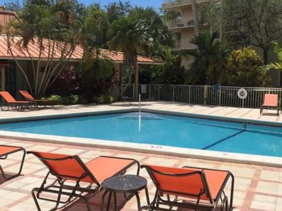 5th image of 13100 SW 92nd Avenue Cu #1A