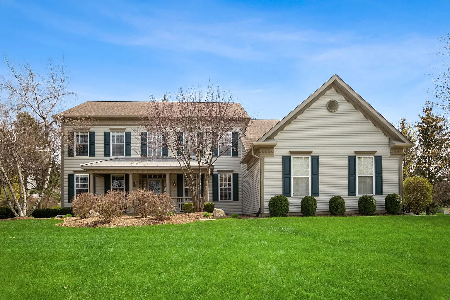 1521 Bridle Ln photo 1
