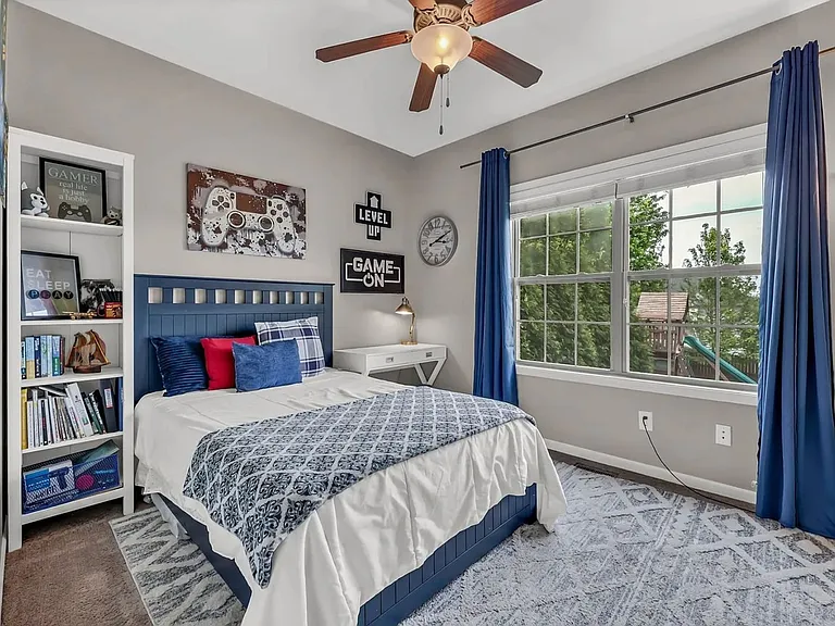 425 Carson Bailey Ct — Photo 16