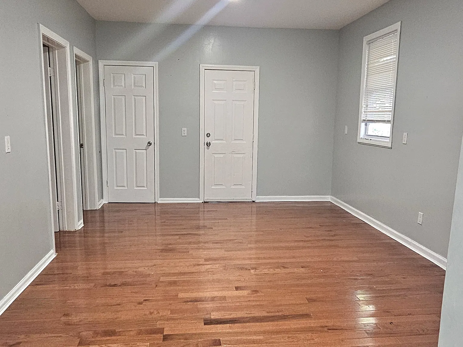 3 bed, 872 sqft, $1,750 — Photo 4