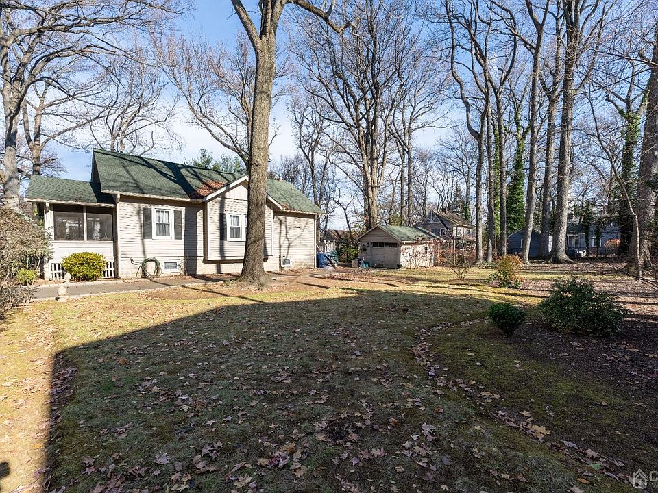 8 Cliffwood Pl, Metuchen, NJ 08840 Zillow