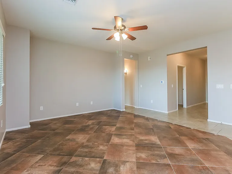 1176 E Madera Grove Ln — Photo 4