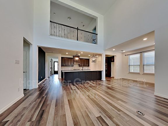 3rd image of 3220 Taunton Way