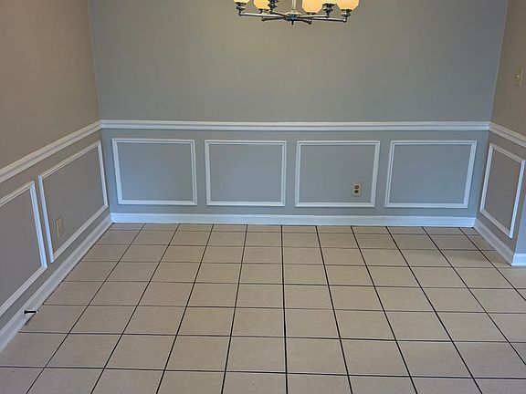 5th image of 2616 Randleman Rd APT H