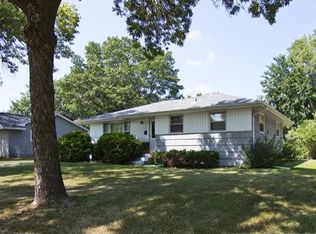 4500 Woodbine Ln, Brooklyn Center, MN 55429
