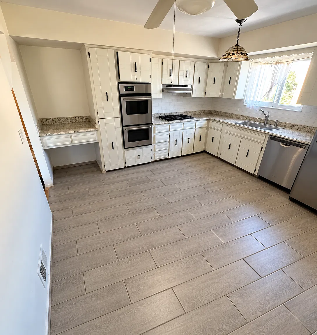 3 bed, 2.5 bath, 1600 sqft, $3,500 — Photo 3