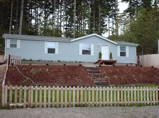 111 NE Larson Lake Ln, Belfair, WA 98528