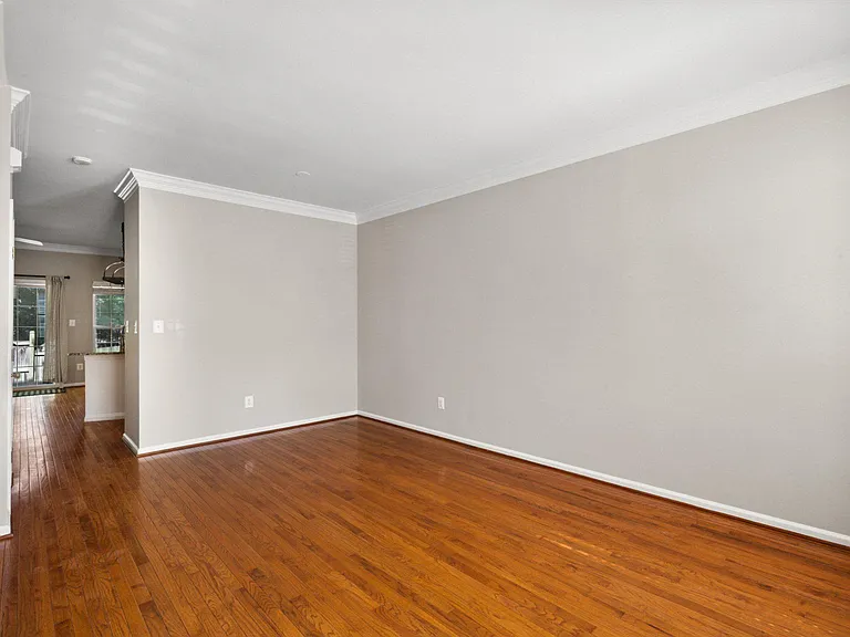 1319 Vintage Pl — Photo 19