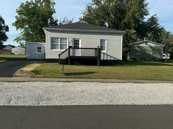 417 Grand Ave, Moberly, MO 65270