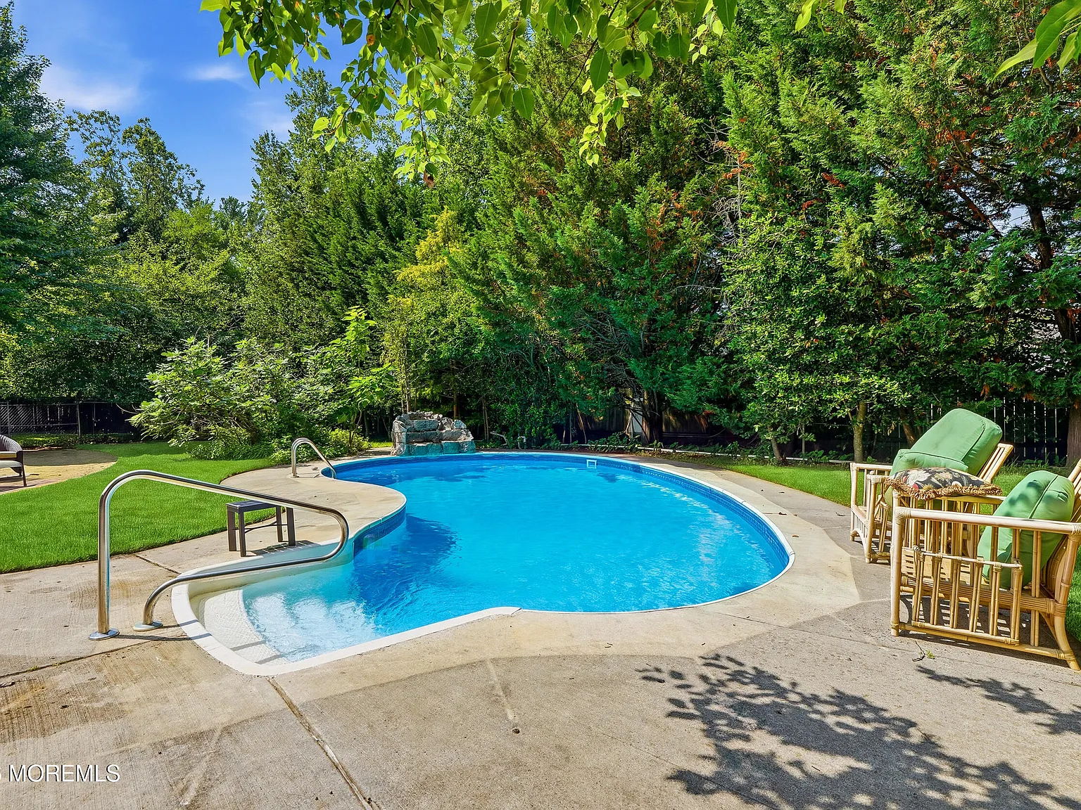 4 bed, 4.5 bath, 3585 sqft, $3,500 — Photo 2