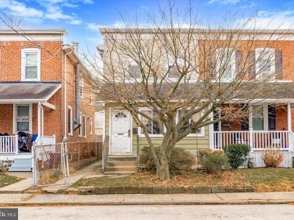 145 Summit Ter, Bryn Mawr, PA 19010