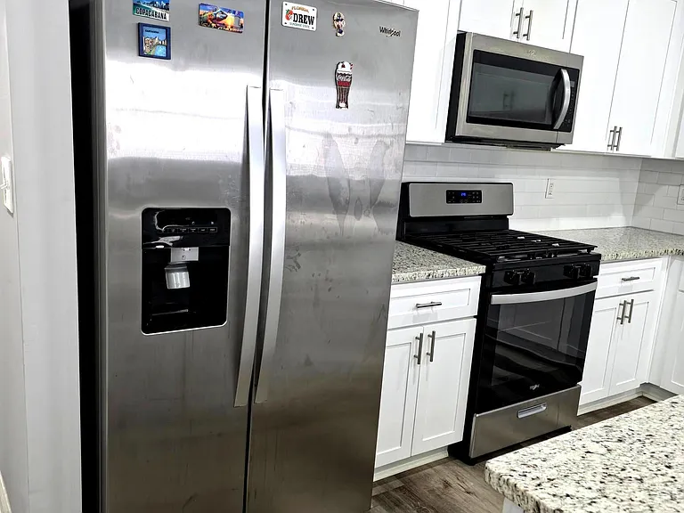430 Village Creek Dr #B — Photo 17