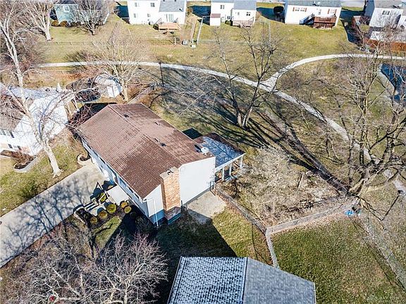 3rd image of 109 Waldwick Farm Cir