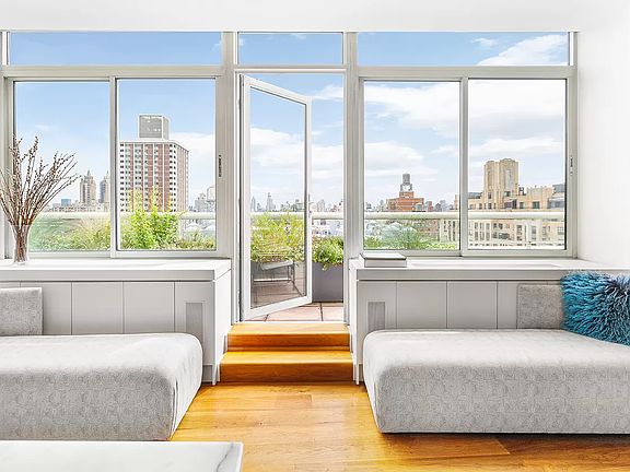 4th image of 2373 Broadway #123
