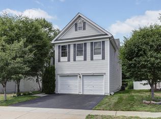 7 Palisades Rd, Old Bridge, NJ 08857