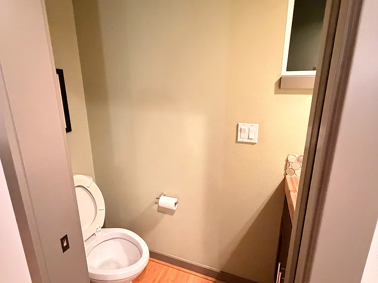 4024 Pasadena Pl NE — Photo 7