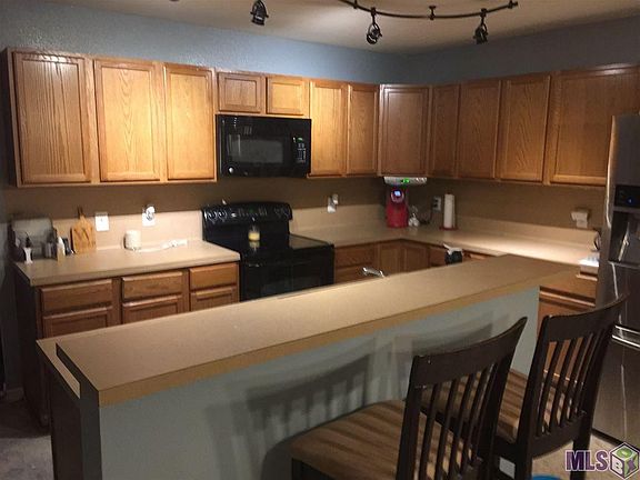 4th image of 12885 Hazlewood Dr