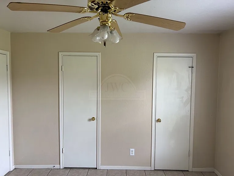 1905 Windward Dr — Photo 15