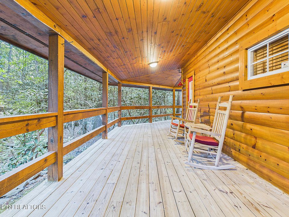 49th image of 113 Rivendell Ln