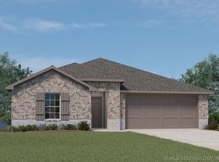 3210 SE Roman Cir, Bartlesville, OK 74006