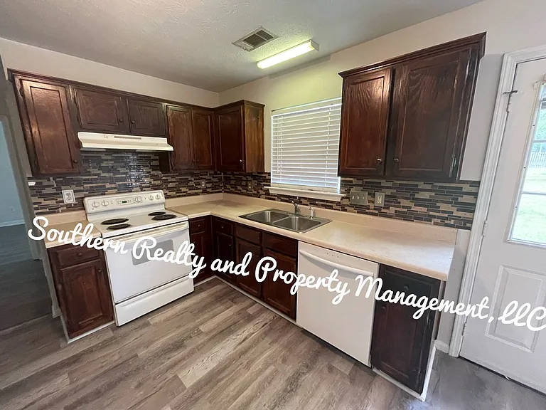 4084 Fitzpatrick Blvd — Photo 18