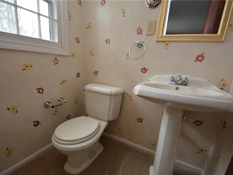 28 Candlewood Dr — Photo 12