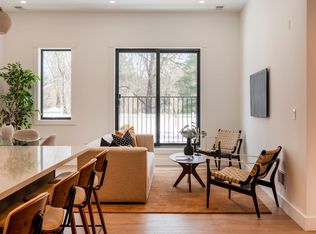 1060 Main St #307, Millis, MA 02054