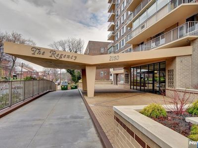 2150 Center Ave APT 2E, Fort Lee, NJ, 07024