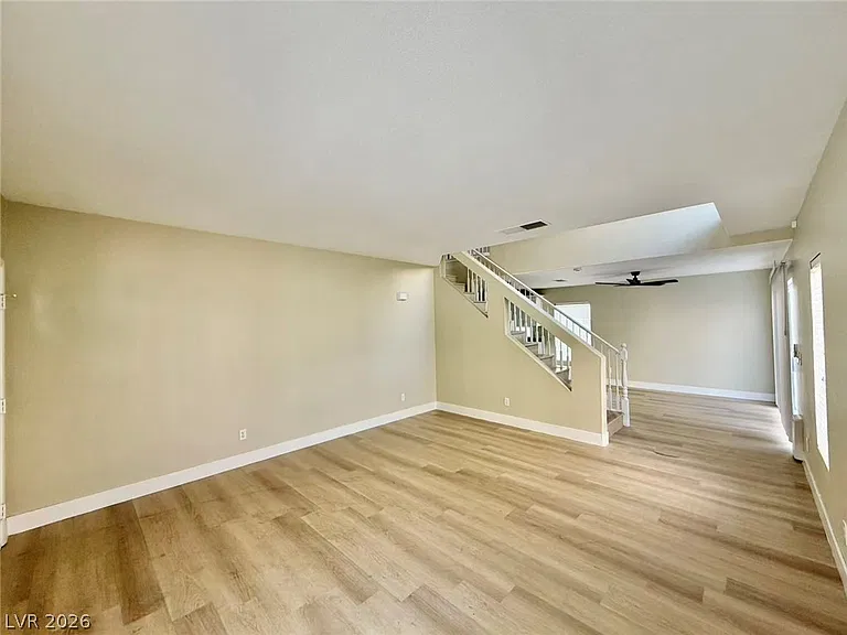 3330 Cheltenham St — Photo 3