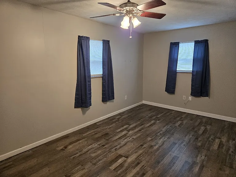 7811 Thompson School Rd — Photo 5