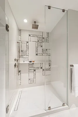 Rented by Extell Marketing Group LLC | media 27