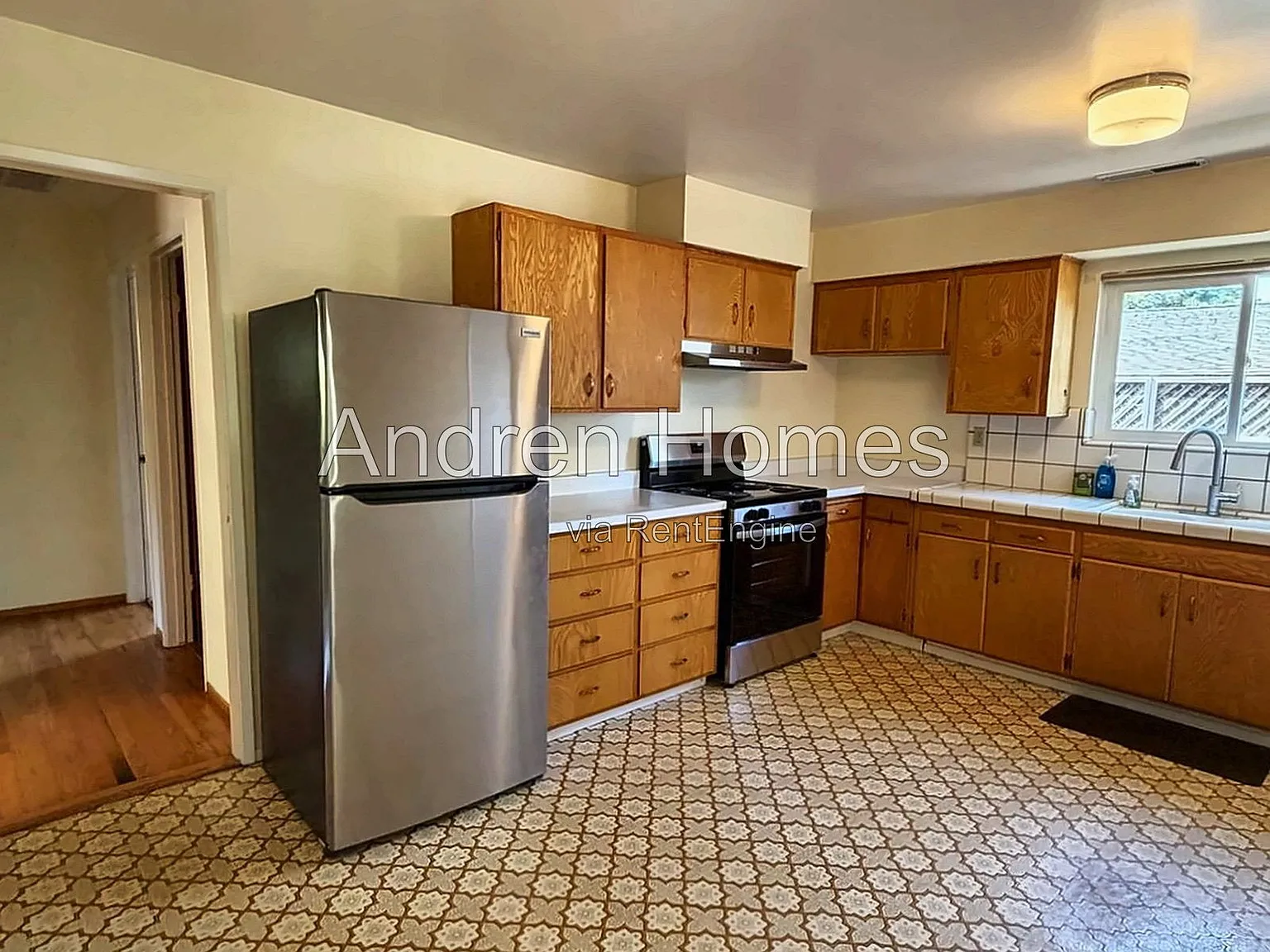 2 bed, 2.0 bath, 1100 sqft, $3,400 — Photo 4
