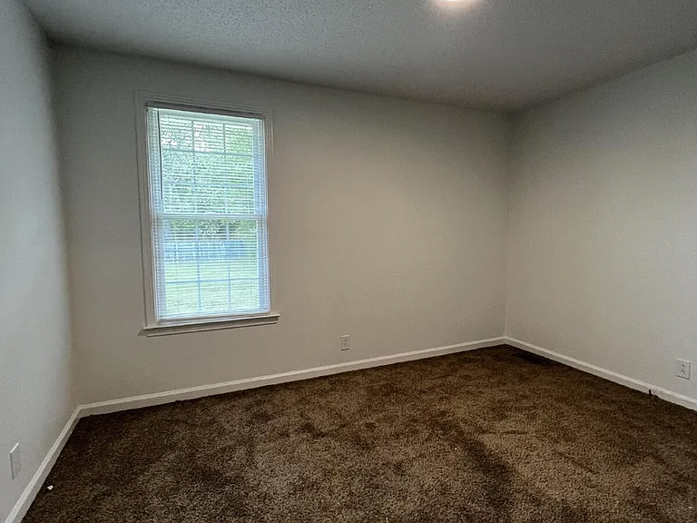 2303 Stokes Rd — Photo 8
