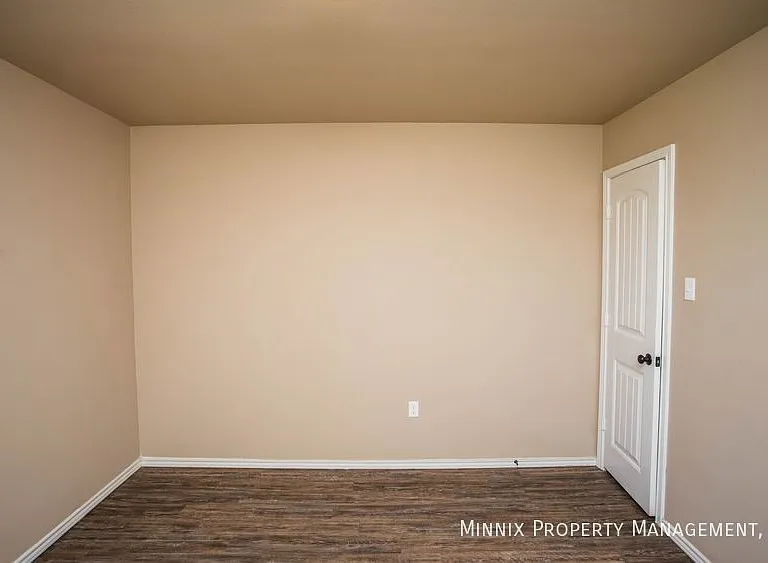2508 N Avenue P — Photo 18