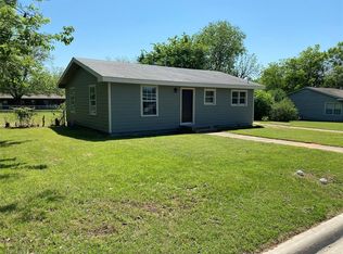 1506 Brush St, Bridgeport, TX 76426