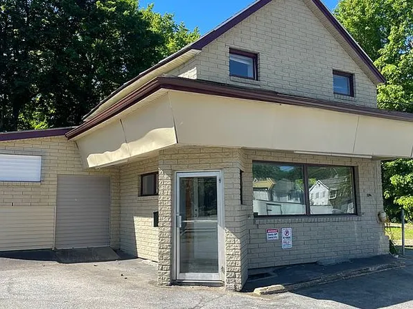 132 E Fulton St, Gloversville, NY 12078