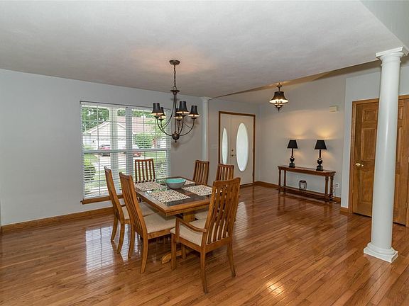 2nd image of 3169 Crystal Lake Dr