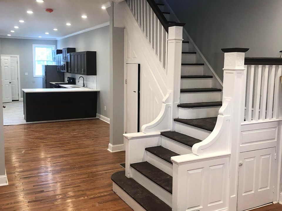 1st image of 622 Elkins Ave